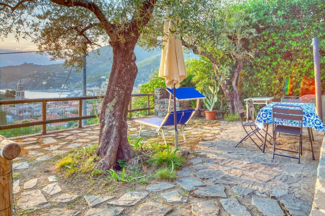 Il Frantoio Del Mesco - Levanto 0*,  Italy