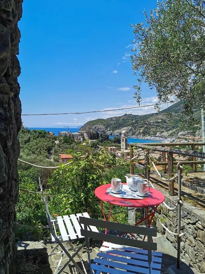 Il Frantoio Del Mesco - Levanto 0*,  Italy